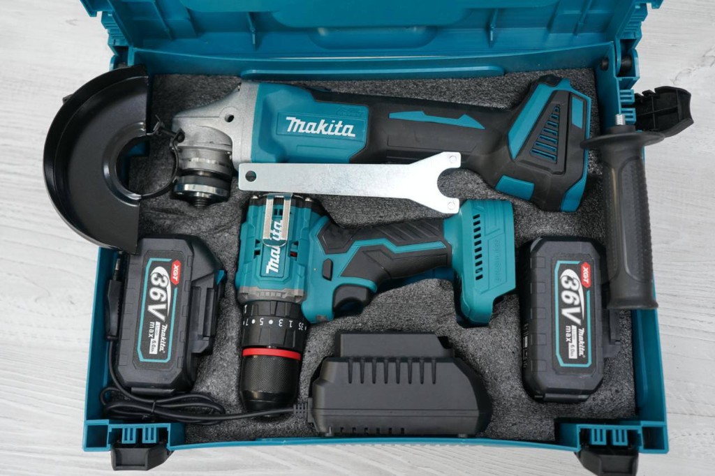 Шуруповёрт Makita